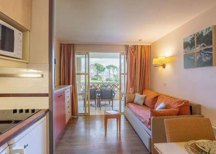 Le Belvedere - R9 137 By Interhome Saint-Raphaël