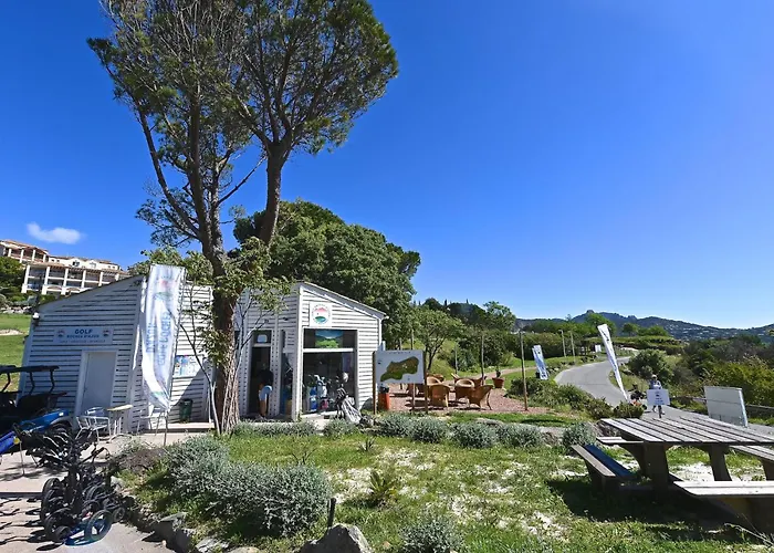 Le Belvedere - R9 137 By Interhome Saint-Raphaël