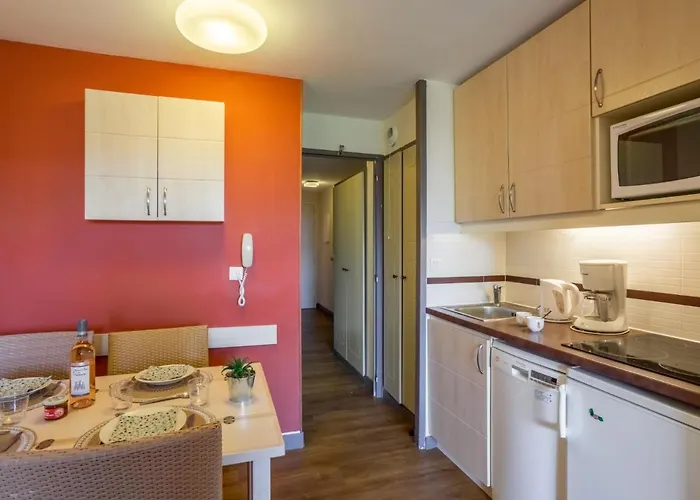 Le Belvedere - R9 137 By Interhome * Saint-Raphaël